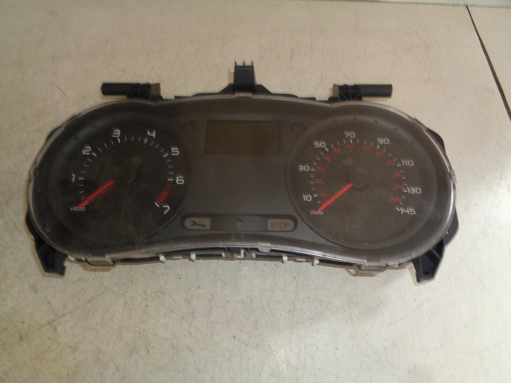 RENAULT CLIO 2009 MK3 CLOCKS SPEEDOMETER INSTRUMENT CLUSTER 8200316825K