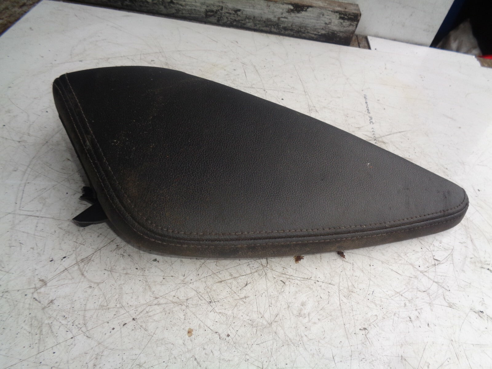 NISSAN QASHQAI J11 2018 DRIVER SIDE CENTRE CONSOLE LEATHER COVER 969pj 4eh0a