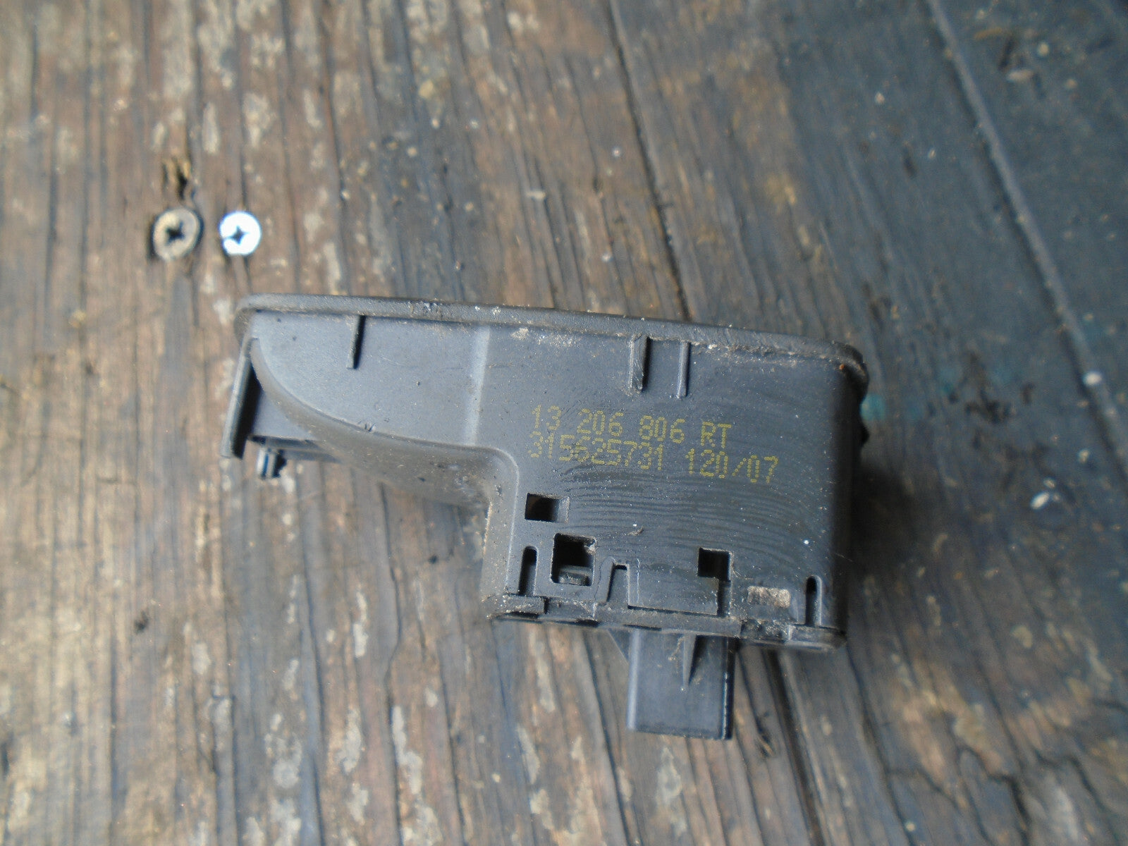 VAUXHALL CORSA D 2006-14 NSF PASSENGER SIDE FRONT WINDOW SWITCH 13206806