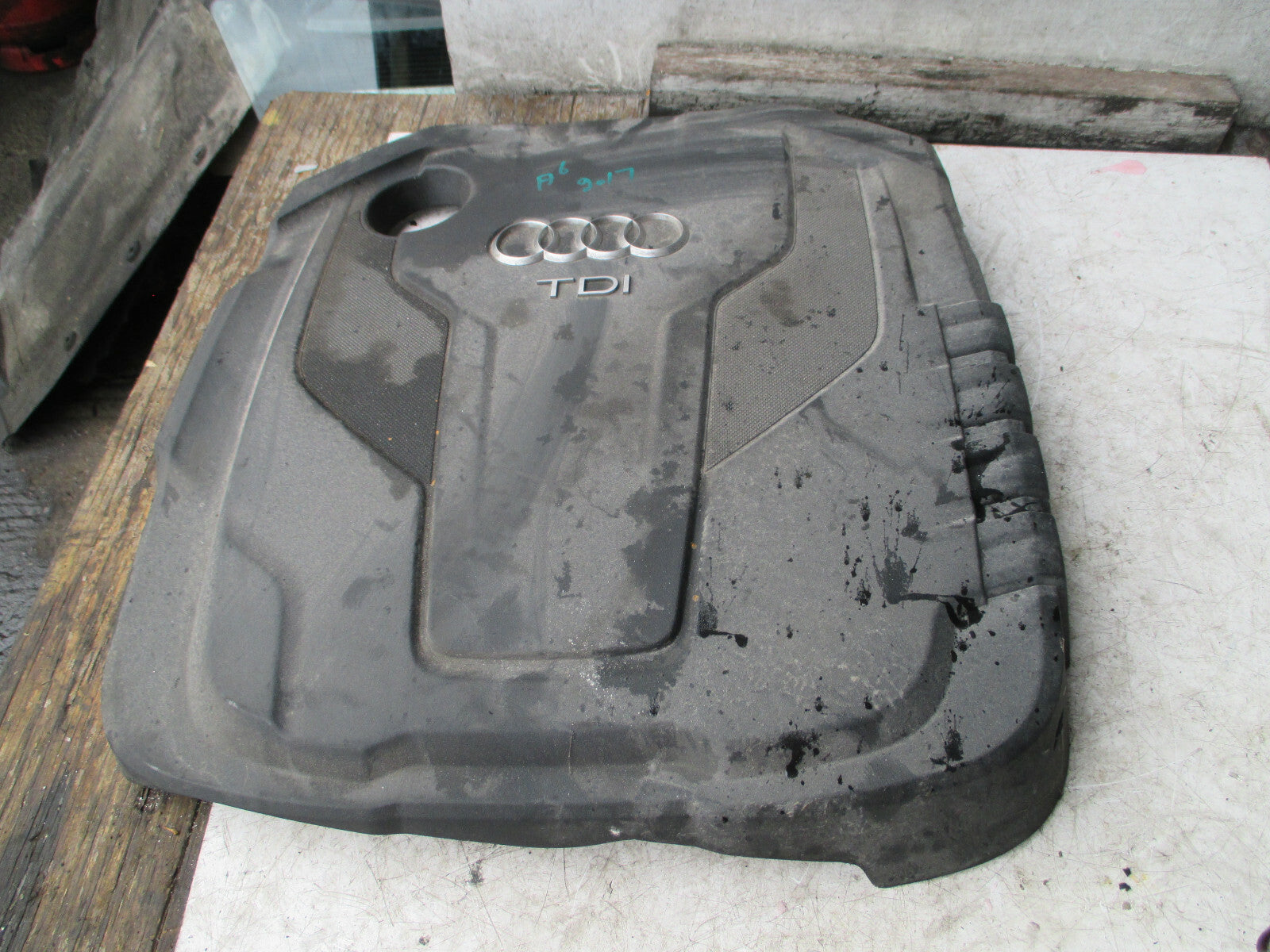 AUDI A6 2017 2.0 TDI DIESEL ENGINE COVER