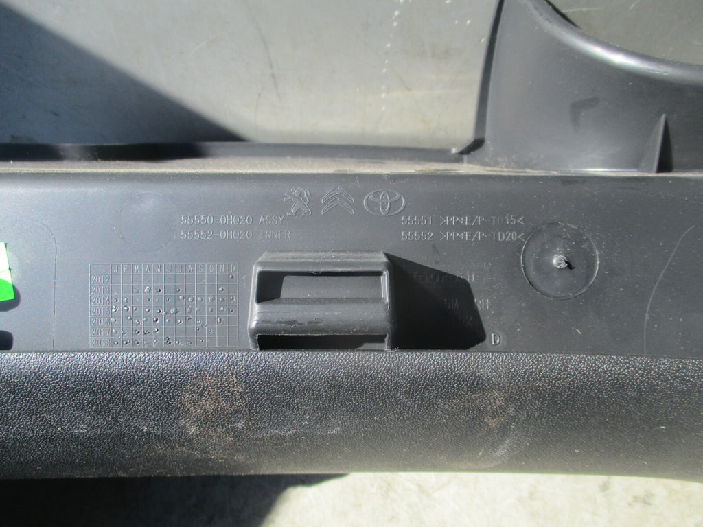 2019 PEUGEOT 108 NSF PASSENGER FRONT GLOVE BOX STORAGE COMPARTMENT 555500H020