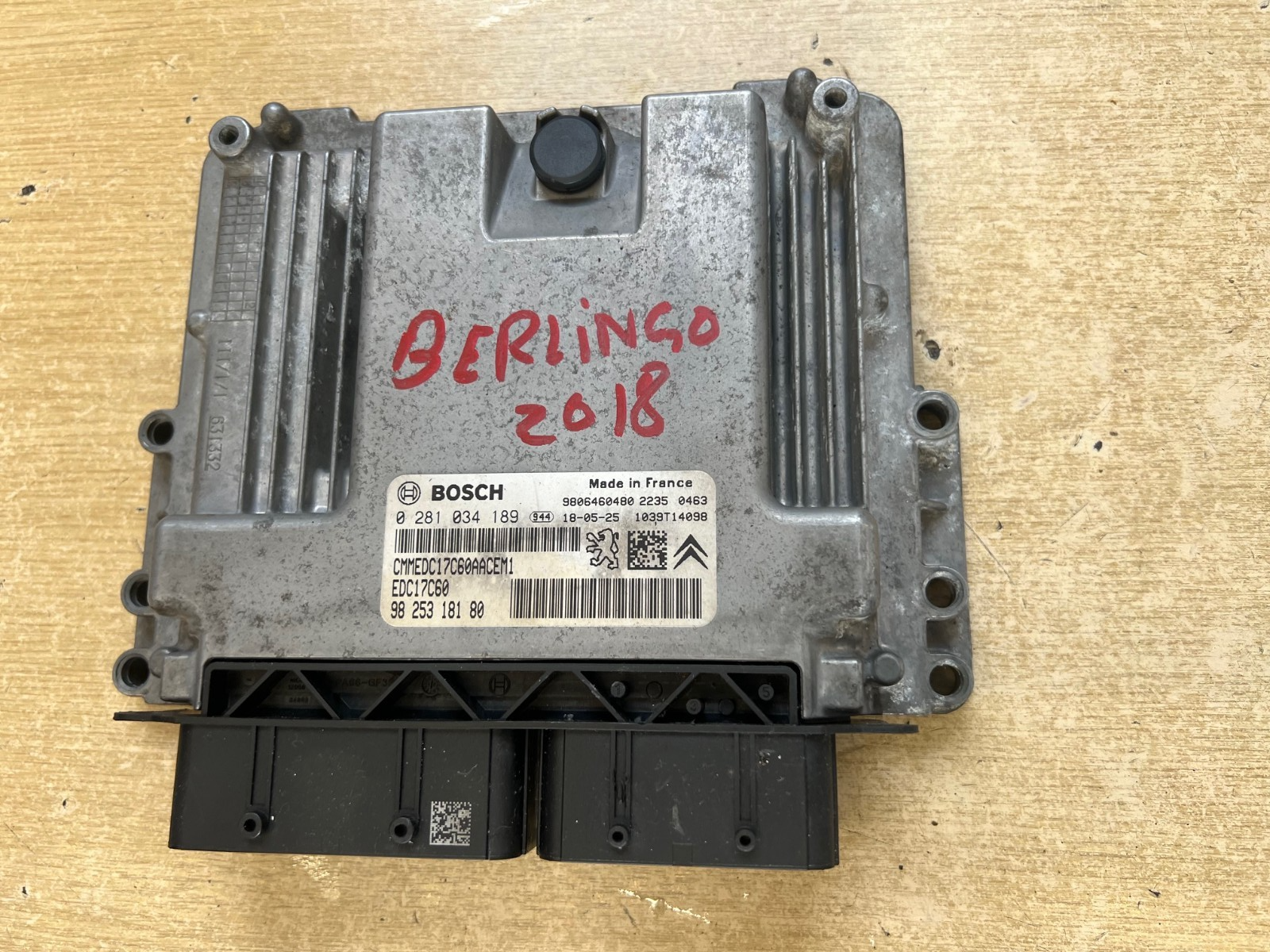 2018 CITROEN BERLINGO MK2 1.6 DIESEL ENGINE CONTROL UNIT ECU 9825318180