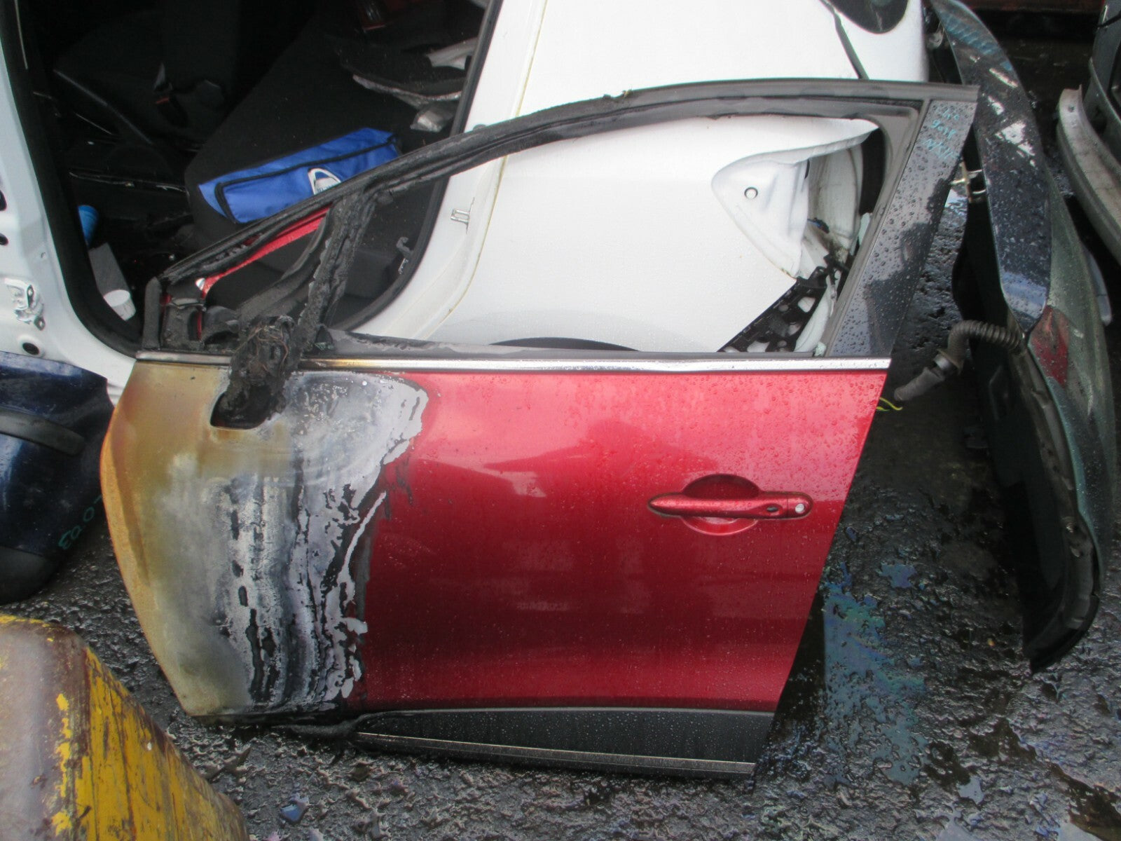 RENAULT CLIO MK4 2018 NSF PASSENGER FRONT DOOR SHELL FRAME QUARTER LIGHT GLASS