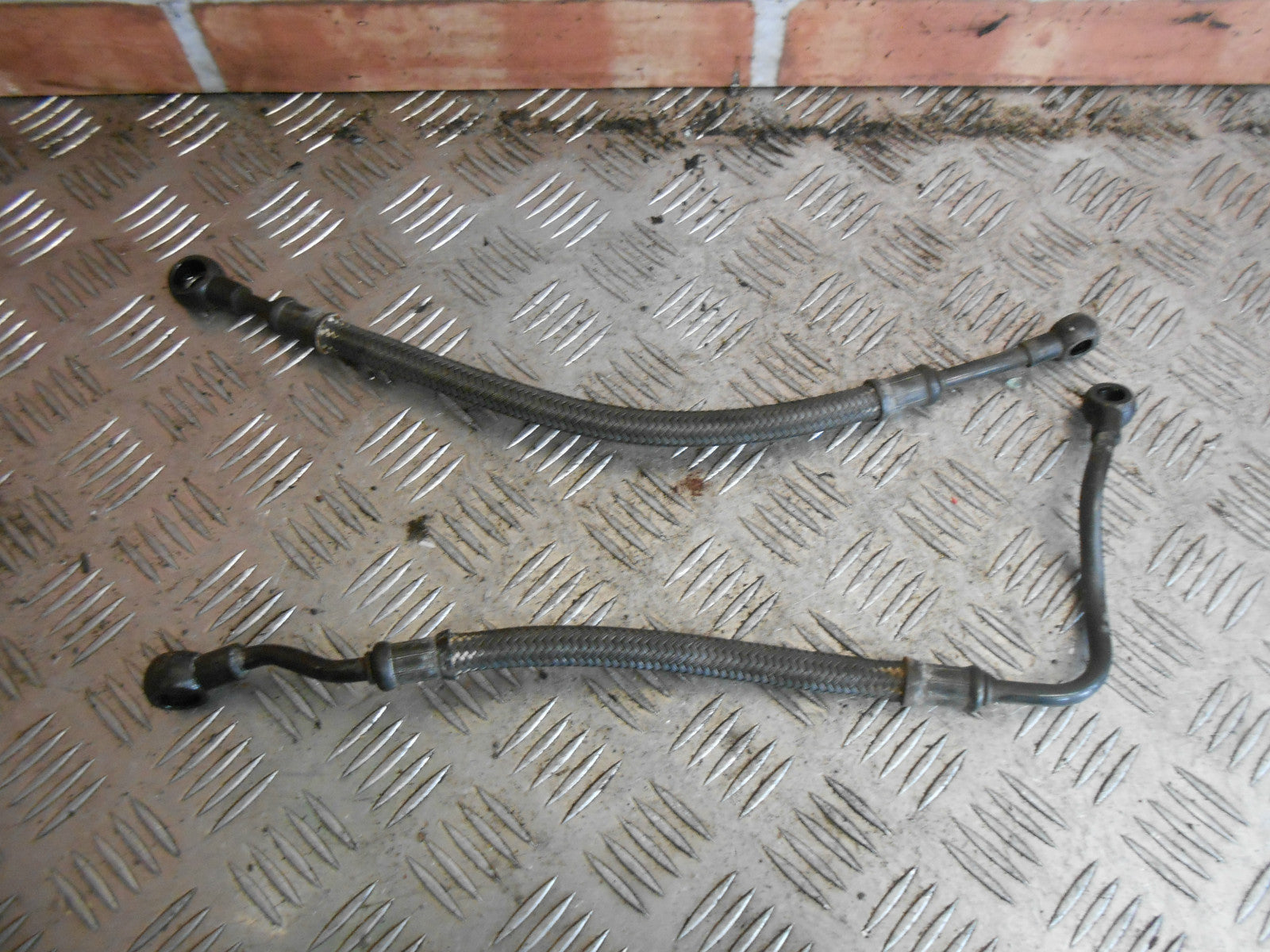 HYOSUNG GA125 CRUISE 2 1999 - 2006 125 CC ENGINE OIL COOLER PIPES PAIR