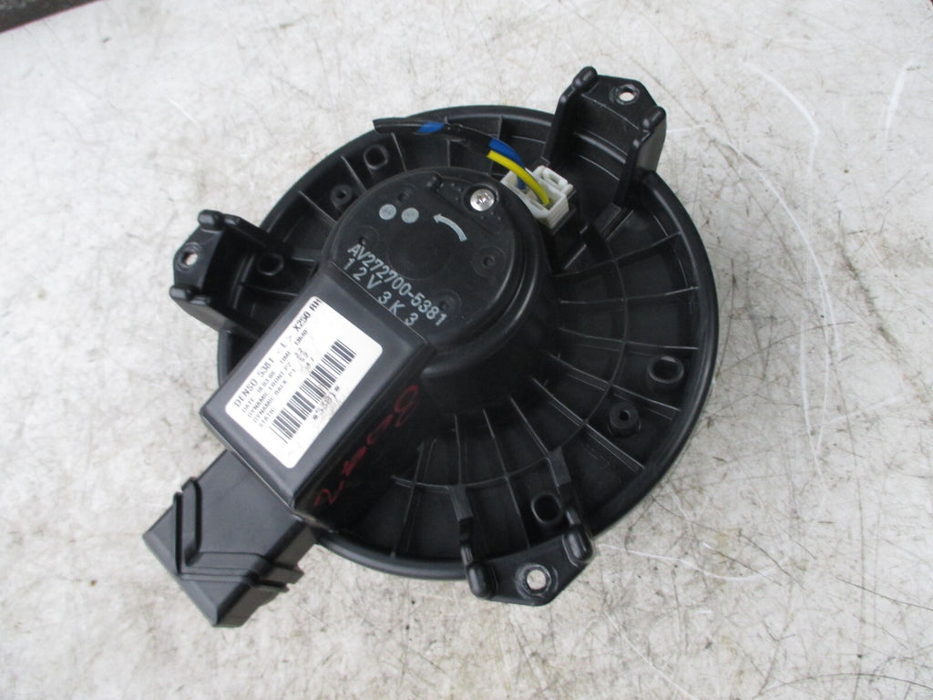 JAGUAR XF FACELIFT 2008 HEATER BLOWER MOTOR FAN UNIT AV2727005381
