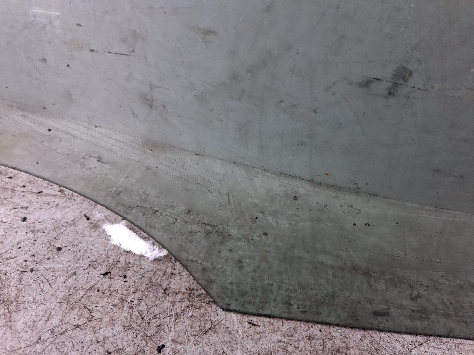 FORD FIESTA MK7 2016 NSR PASSENGER SIDE REAR LEFT WINDOW GLASS 43R000382