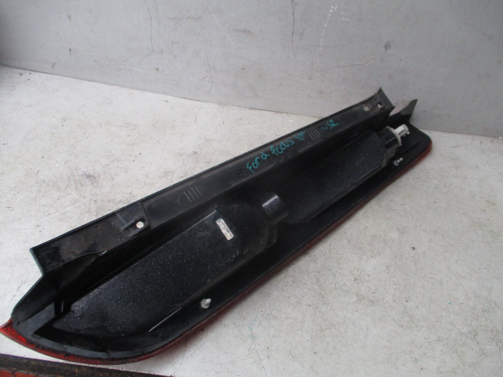 2007 FORD FOCUS MK2 NSR PASSENGER SIDE REAR LEFT TAIL LIGHT TAIL LAMP