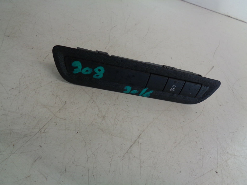 PEUGEOT 208 2016 CENTRE CONSOLE ESP BUTTON SWITCH PANEL 9677059277