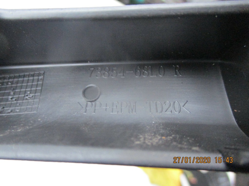 SUZUKI SWIFT MK3 2015 2 CENTRE CONSOLE PLASTIC TRIM COVER STRIP 73854-68L0 73853