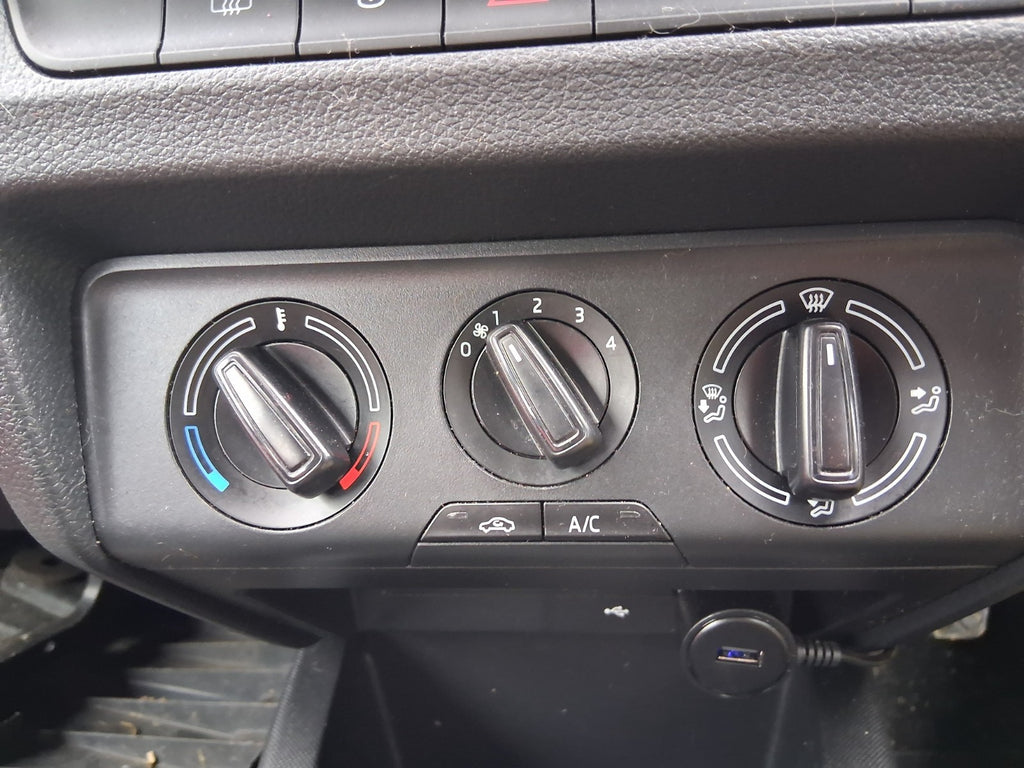 2019 SKODA FABIA MK3 NJ AC HEATER CLIMATE CONTROL SWITCH PANEL
