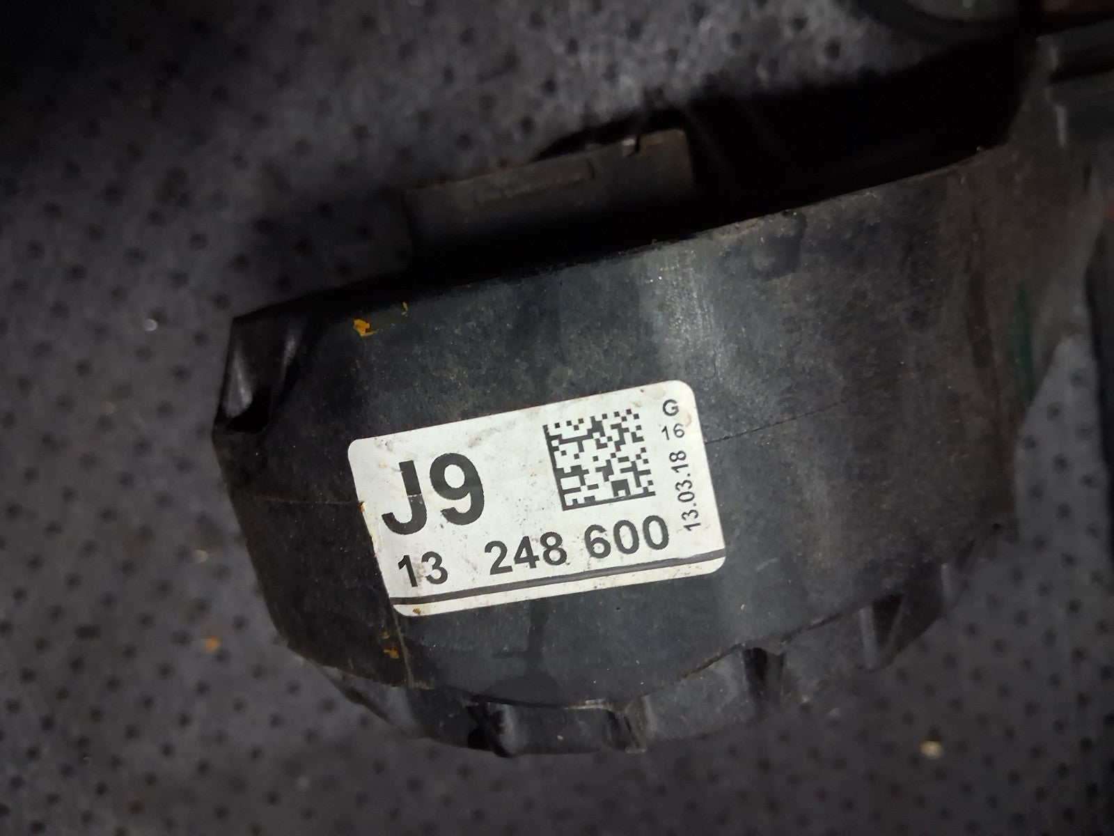 2018 VAUXHALL ZAFIRA C GEARBOX MOUNT BRACKET 2300102