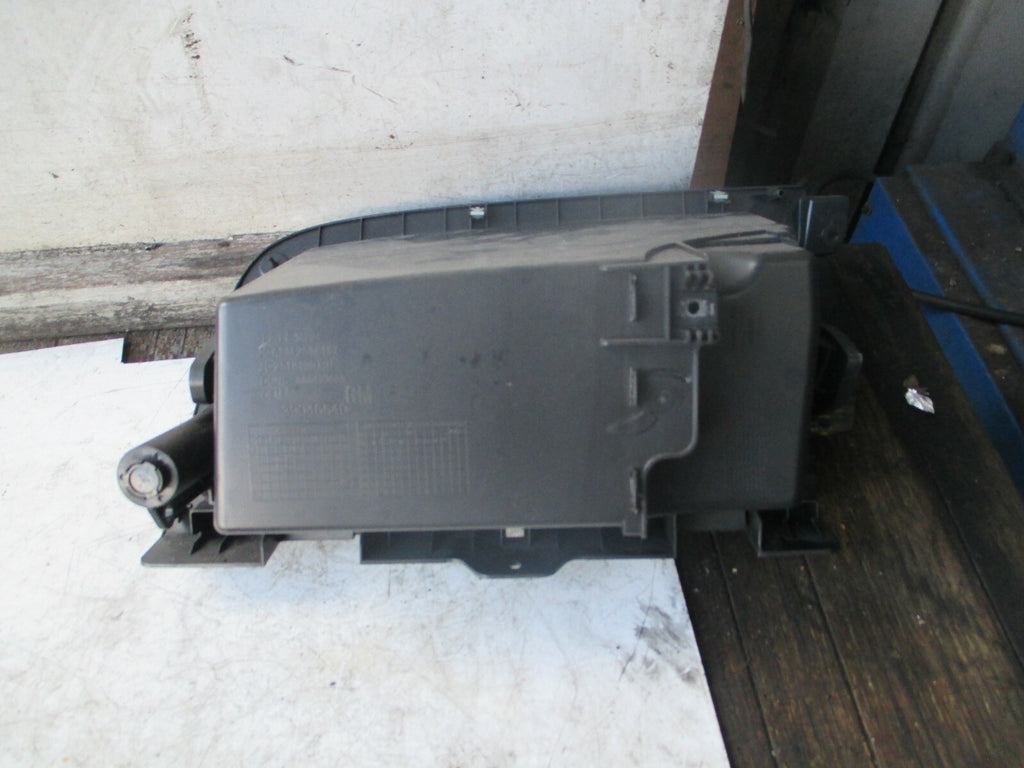 VAUXHALL ASTRA K MK7 2018 GLOVE BOX STORAGE COMPARTMENT 39046540