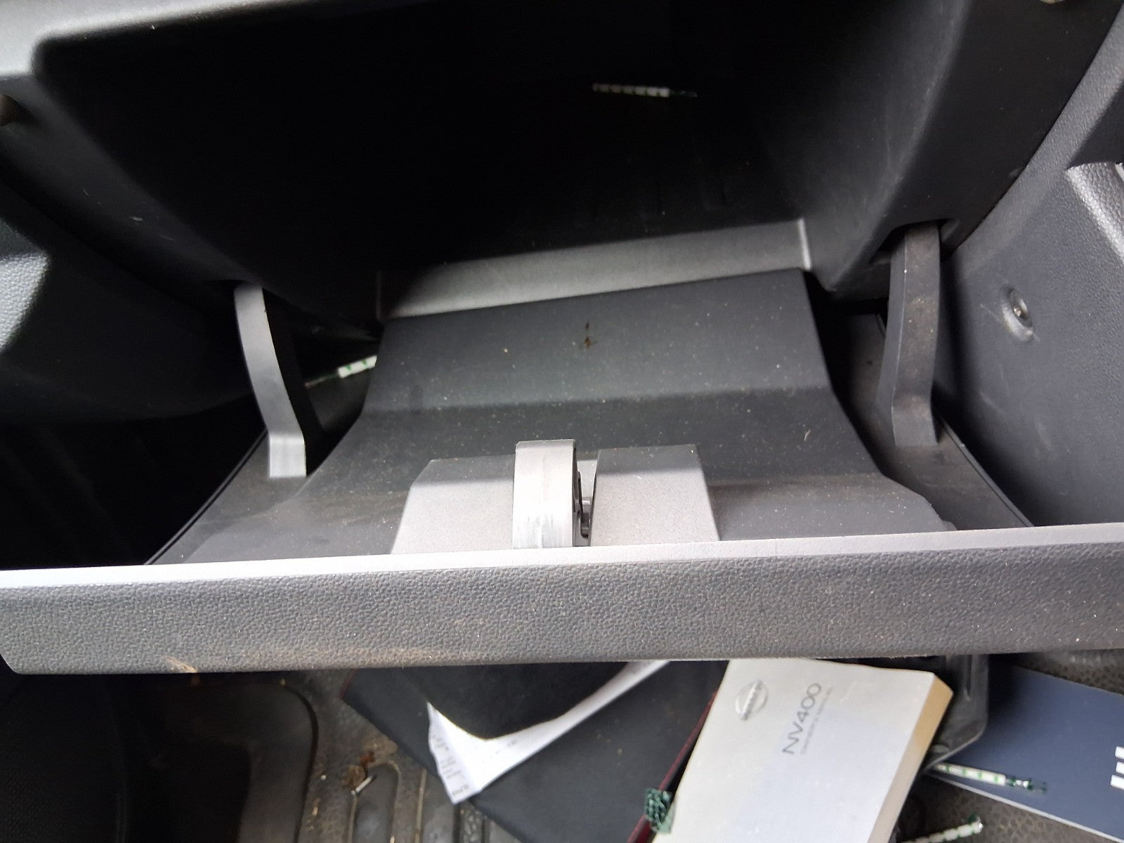 2021 NISSAN NV400 MK1 FRONT DASHBOARD GLOVE BOX STORAGE COMPARTMENT