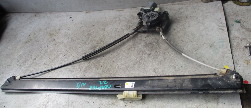 2022 VW VOLKSWAGEN CRAFTER NSF PASSENGERS SIDE FRONT WINDOW MOTOR REGULATOR