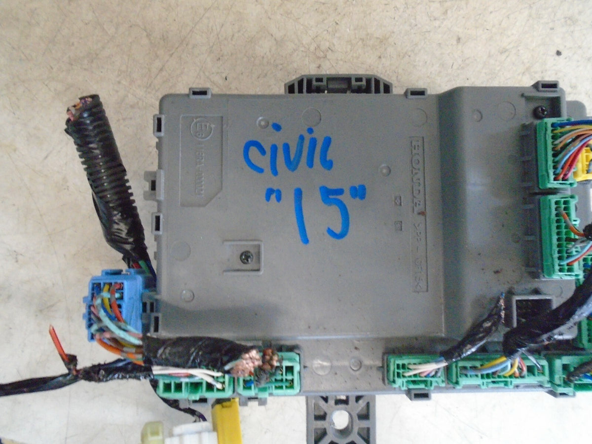 HONDA CIVIC 2015 MK9 INTERIOR FUSE BOX 116RA000021