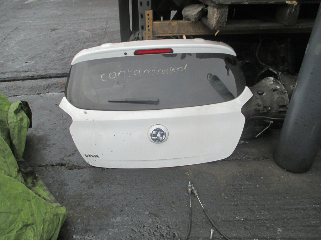 VAUXHALL VIVA 2018 REAR HATCHBACK TAILGATE BOOTLID COMPLETE WHITE