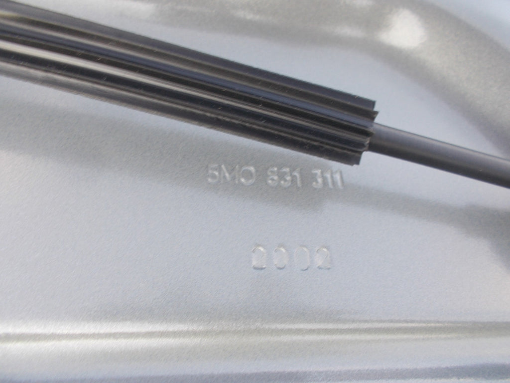 VOLKSWAGEN GOLF PLUS 2009 HATCHBACK NSF PASSENGER SIDE FRONT DOOR GREY