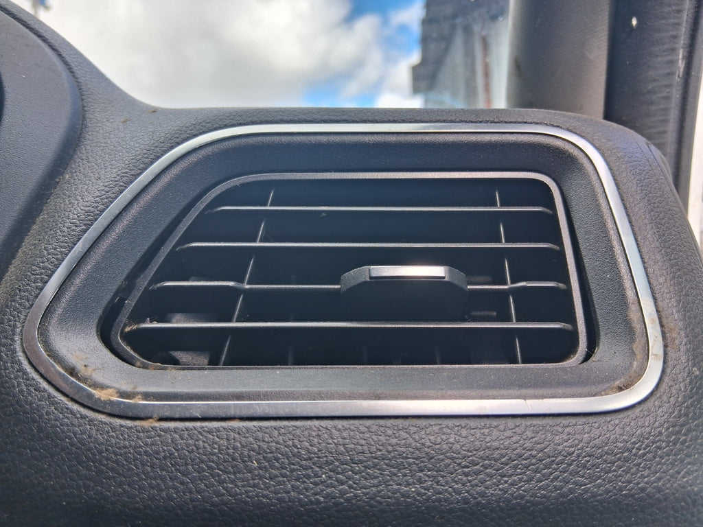 2024 RENAULT MASTER MK3 OSF DRIVER SIDE FRONT INTERIOR AIR VENT