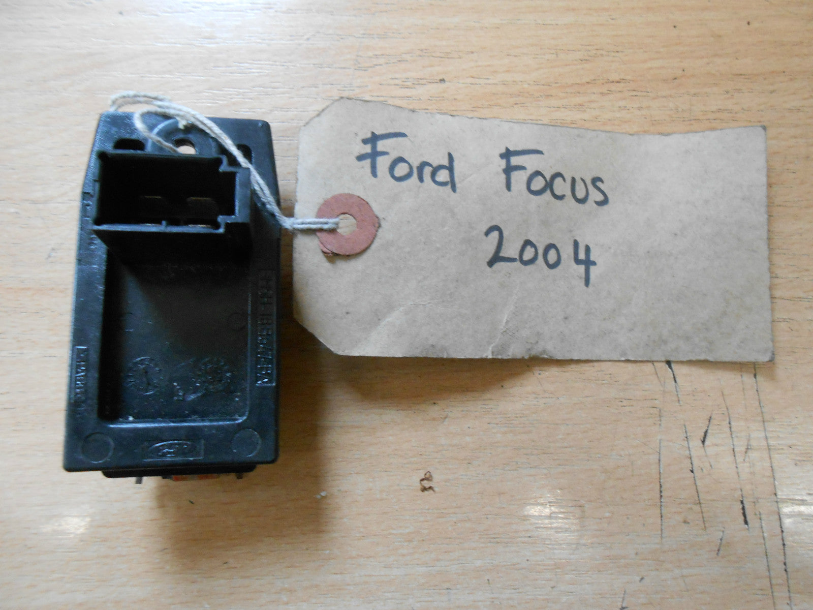 FORD FOCUS MK1 2004 HEATER BLOWER MOTOR RESISTOR 3M5H-18B647-BA