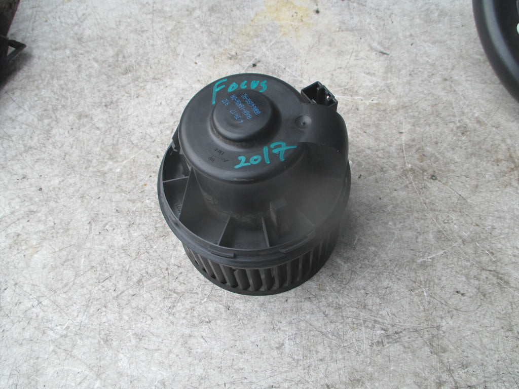 FORD FOCUS 2017 MK3 HEATER BLOW MOTOR AV6N18456DA