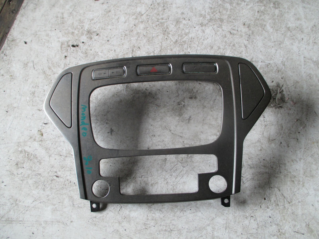 FORD MONDEO 2010 MK3 CENTRE DASH RADIO HEATER SURROUND TRIM 7S7118522
