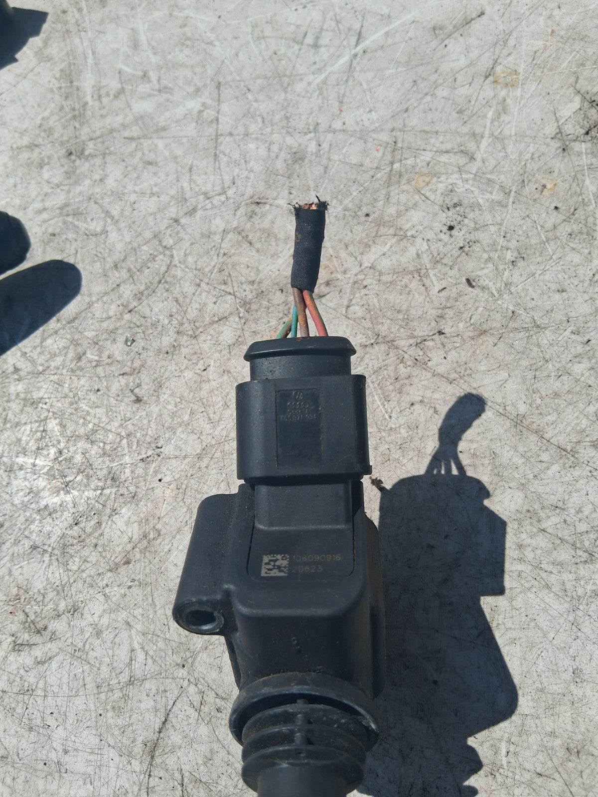 2013 VOLKSWAGEN GOLF PENCIL SINGLE IGNITION COIL PACK 106090916
