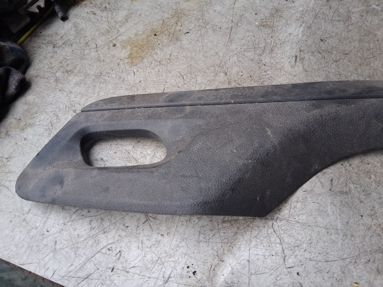 2021 VAUXHALL VIVARO MK3 OSF DRIVER SIDE FRONT RIGHT DOOR HANDLE TRIM 98091768