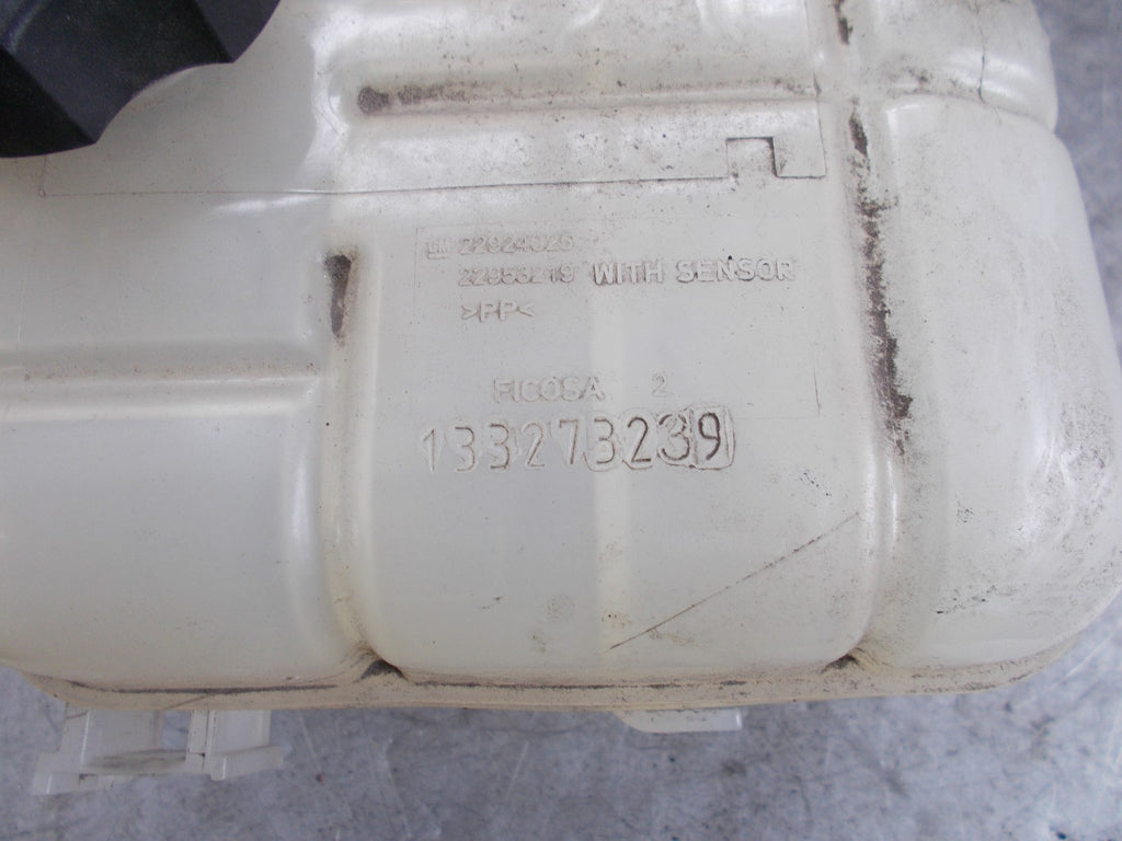 VAUXHALL INSIGNIA 2014 FACELIFT RADIATOR HEADER TANK 22924025