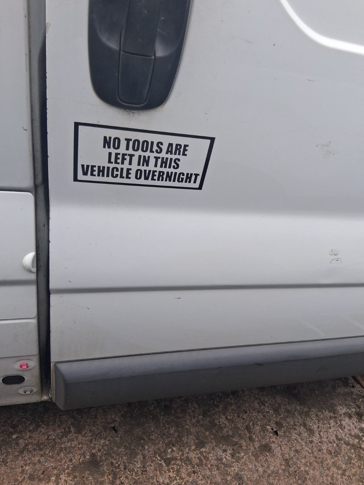2014 VAUXHALL VIVARO MK1 NS PASSENGER SIDE LEFT COMPLETE SLIDING DOOR WHITE