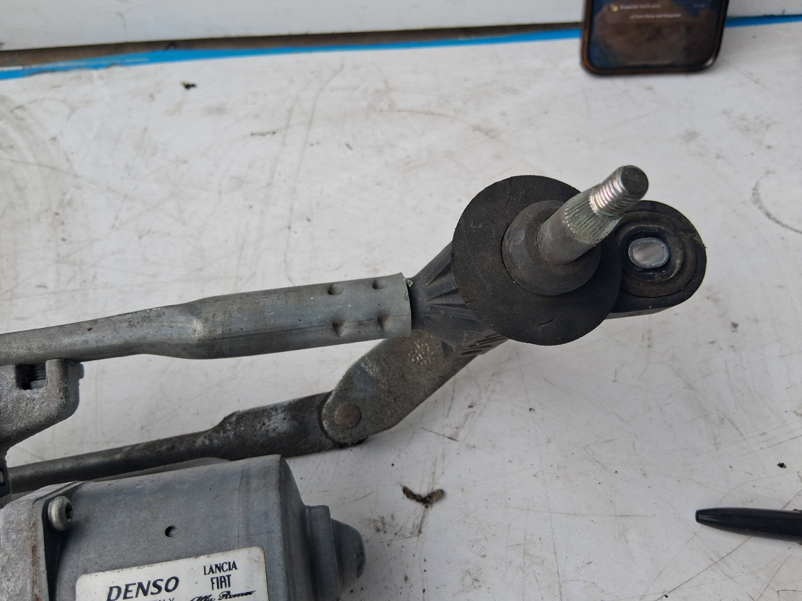 2015 FIAT 500 LOUNGE FRONT WINDSCREEN WIPER MOTOR LINKAGE MS1592008660