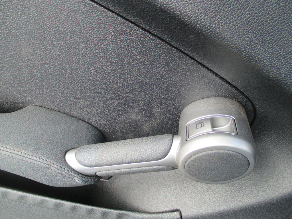 MERCEDES BENZ SLK 2010 3 DOOR NS PASSENGER SIDE COMPLETE DOOR BLACK