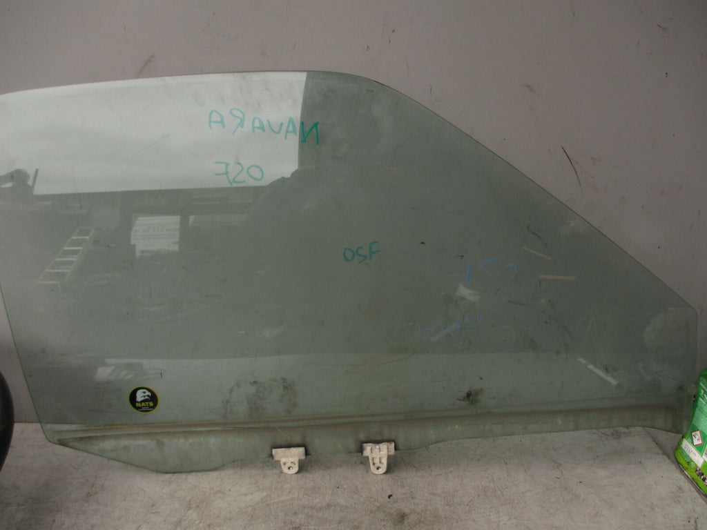 2002 NISSAN NAVARA D22 OSF DRIVER SIDE FRONT RIGHT WINDOW GLASS
