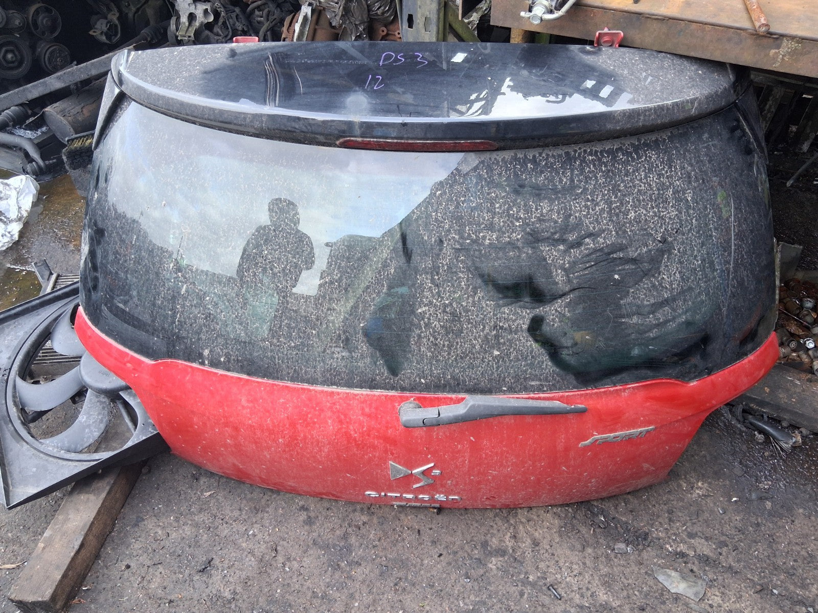 2012 CITROEN DS3 3 DOOR COMPLETE REAR TAILGATE BOOTLID KKN EXY ROUGE ADEN
