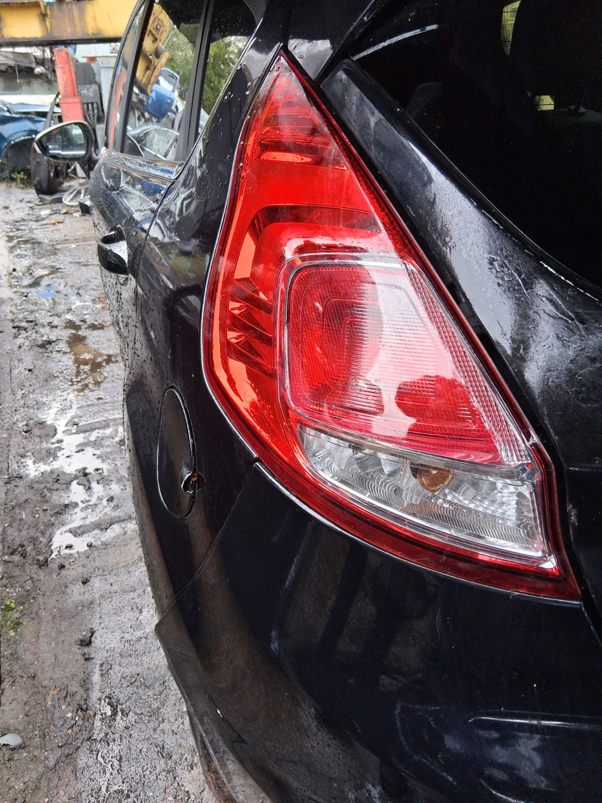 2014 FORD FIESTA MK7 NSR PASSENGER SIDE REAR LEFT TAIL LIGHT