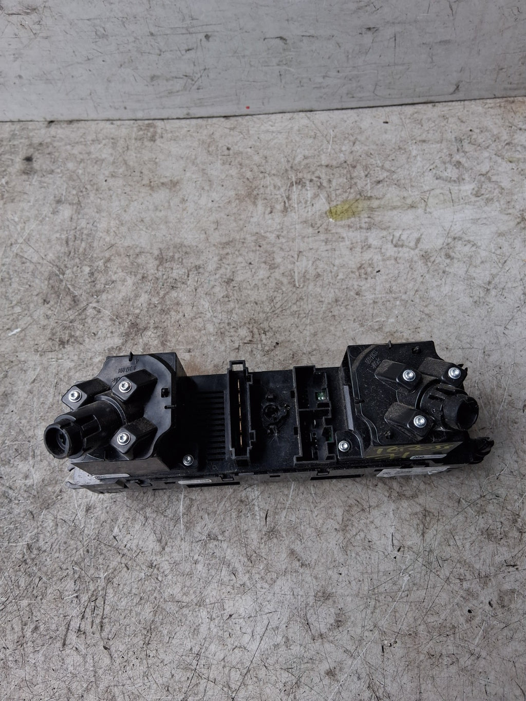 2021 VW VOLKSWAGEN T CROSS HEATER AC CLIMATE CONTROL SWITCH PANEL 2GN820045B