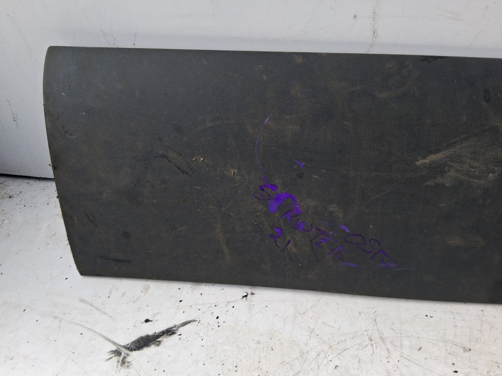 2021 MERCEDES SPRINTER W907 OSF DRIVER SIDE FRONT TRIM MOULDING A9106900300