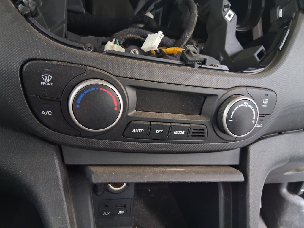 2017 HYUNDAI i10 MK2 AC HEATER CLIMATE CONTROL SWITCH PANEL
