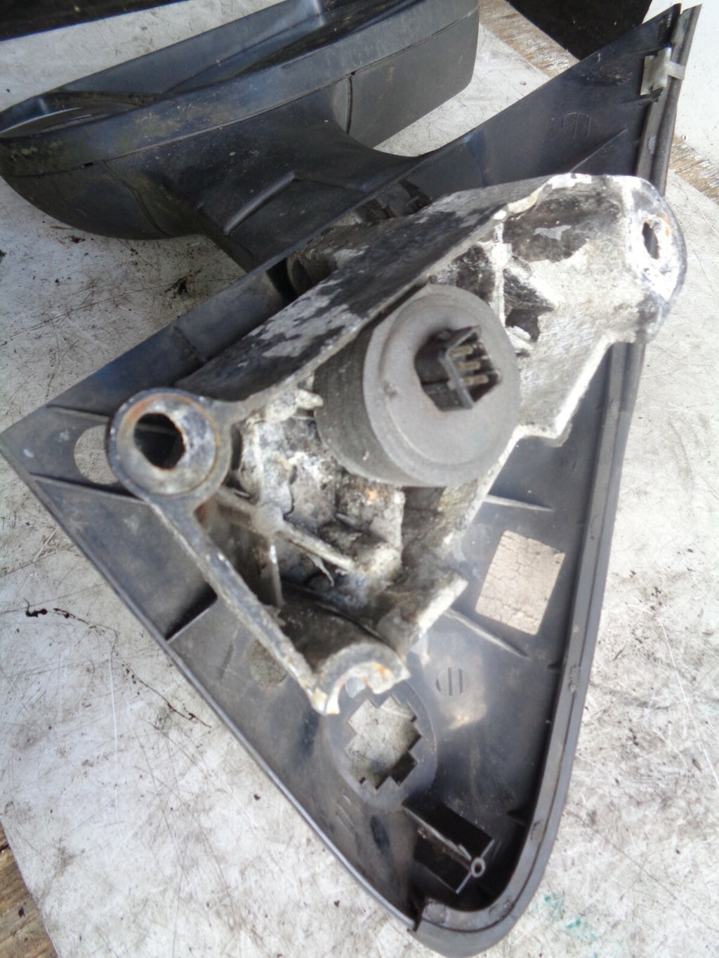 FORD TRANSIT NS PASSENGER  LEFT SIDE FRONT WING MIRROR
