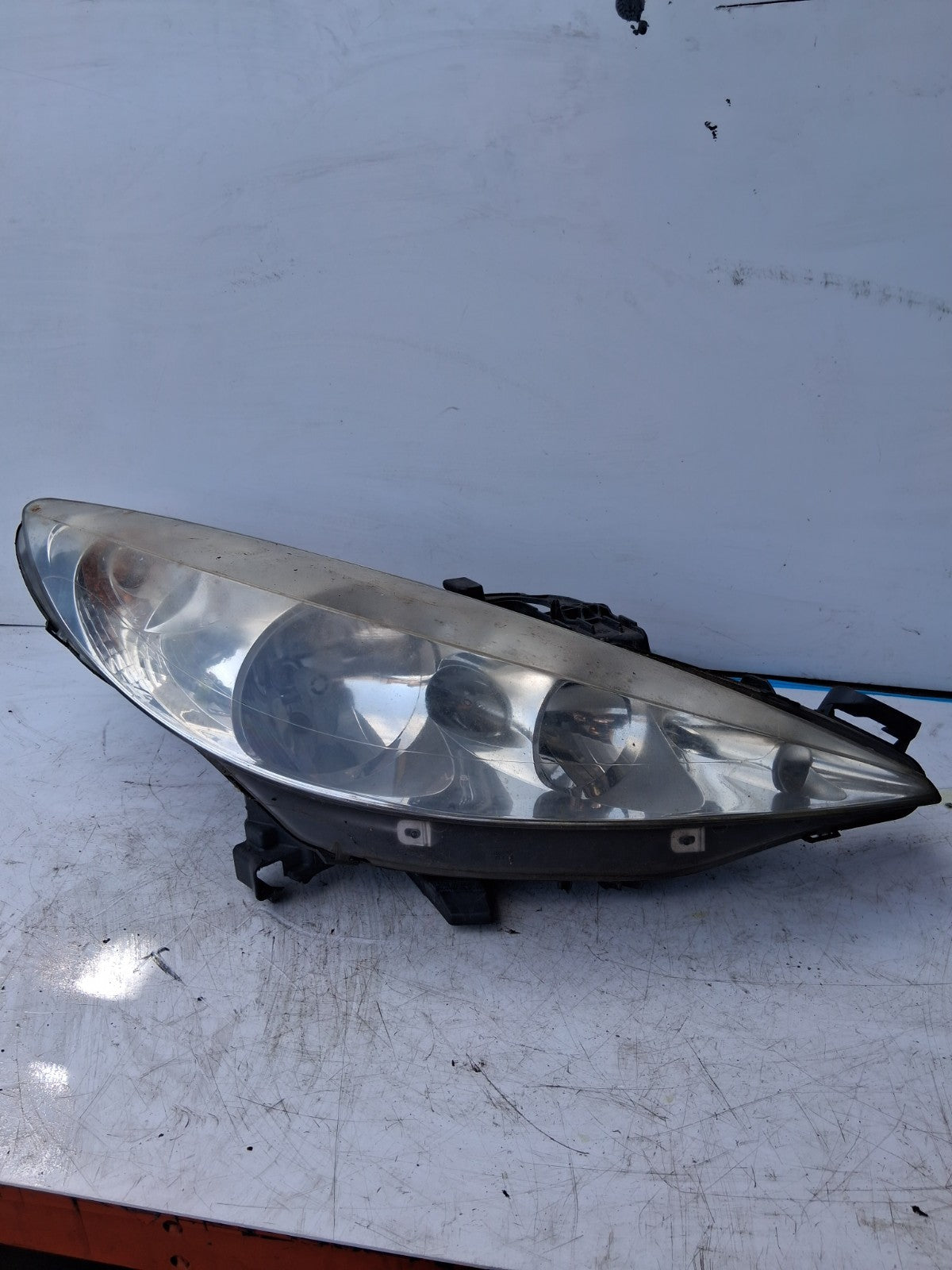 2012 PEUGEOT 207 OSF DRIVER SIDE FRONT RIGHT HEADLIGHT 89903633