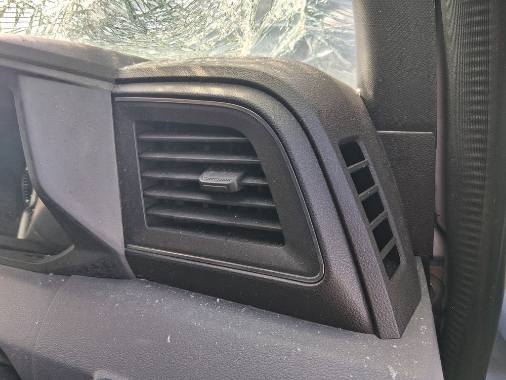 2025 RENAULT MASTER MK4 OSF DRIVER SIDE FRONT INTERIOR AIR VENT