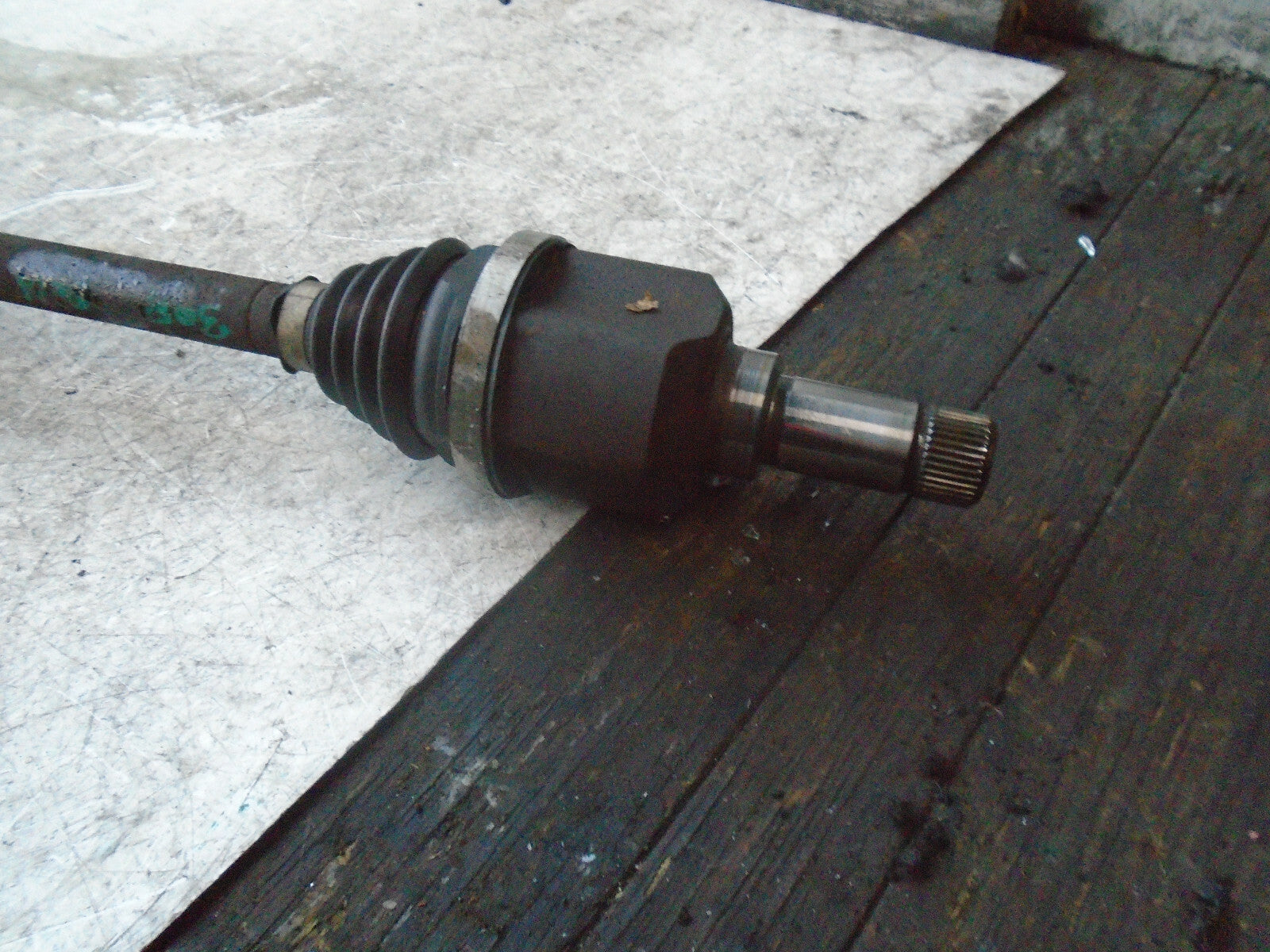 PEUGEOT 308 2018 1.6 DIESEL 5 SPEED NSF PASSENGER SIDE FRONT DRIVESHAFT