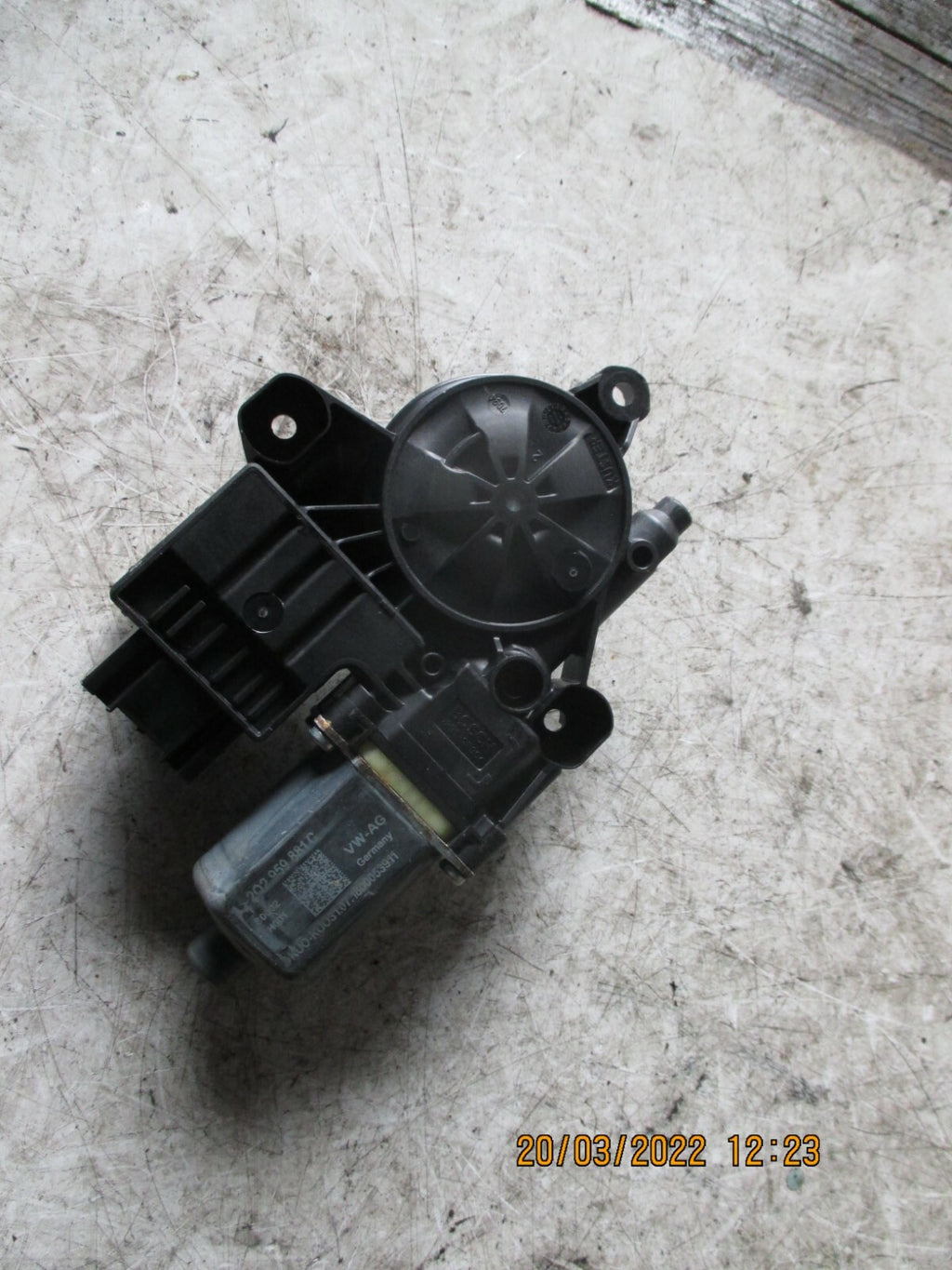 VOLKSWAGEN POLO 2019 MK6 AW OSF FRONT DRIVER SIDE WINDOW MOTOR 2Q2959881