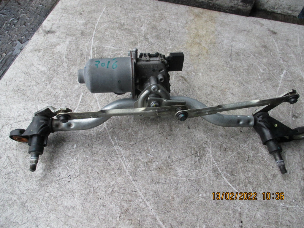 FORD ECOSPORT 2016 FRONT WIPER MOTOR WITH LINKAGE 1395107262