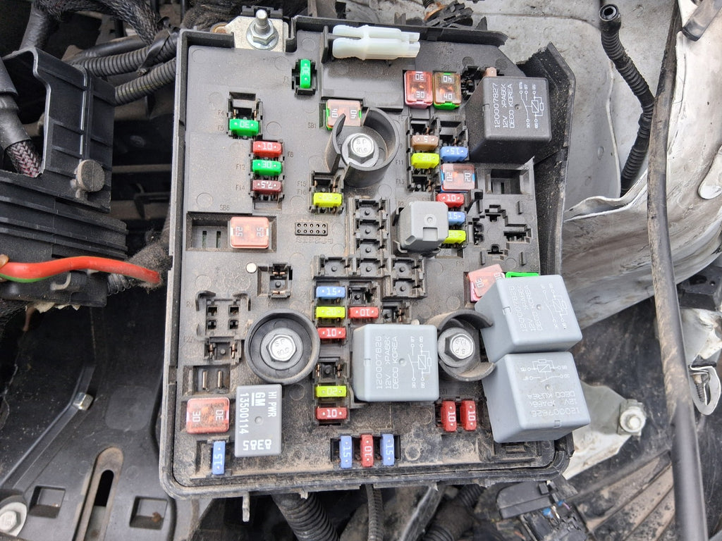 VAUXHALL CORSA E 2019 1.4 PETROL FUSE RELAY BOX