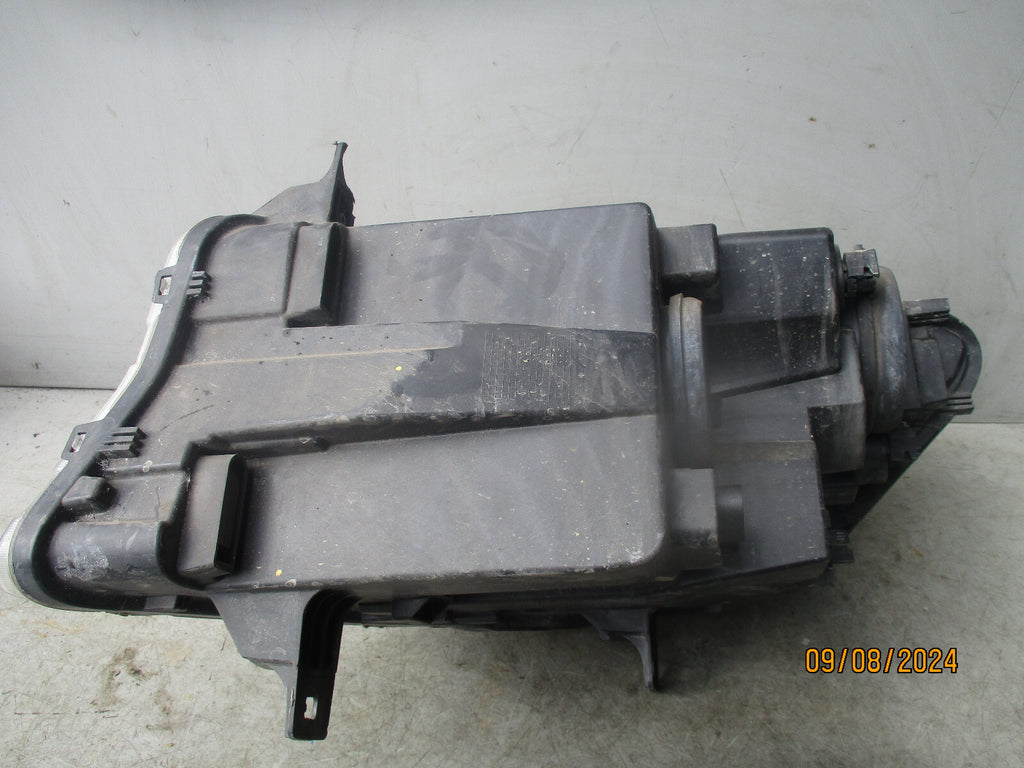 2020 MERCEDES BENZ SPRINTER W907 OSF DRIVER SIDE FRONT HEADLIGHT A9109060300