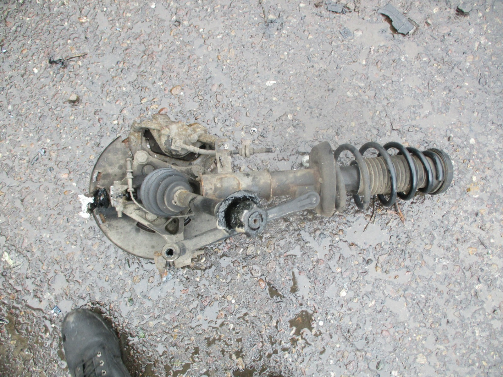 VAUXHALL ASTRA J 2013 2.0 CDTI OS DRIVER SIDE SUSPENSION LEG SPRING HUBS