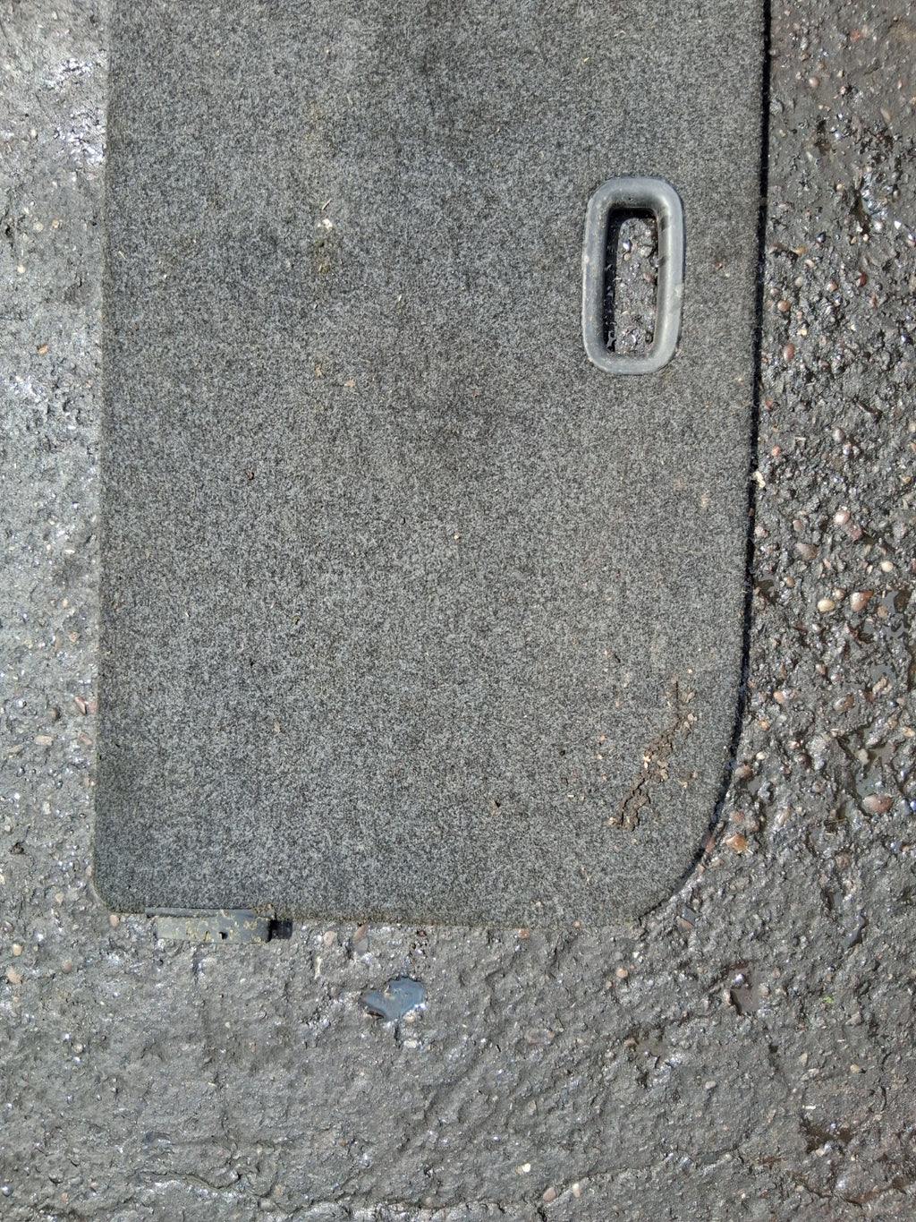2014 VW VOLKSWAGEN UP CITIGO HARD BOOT FLOOR LINER 1S0858855E