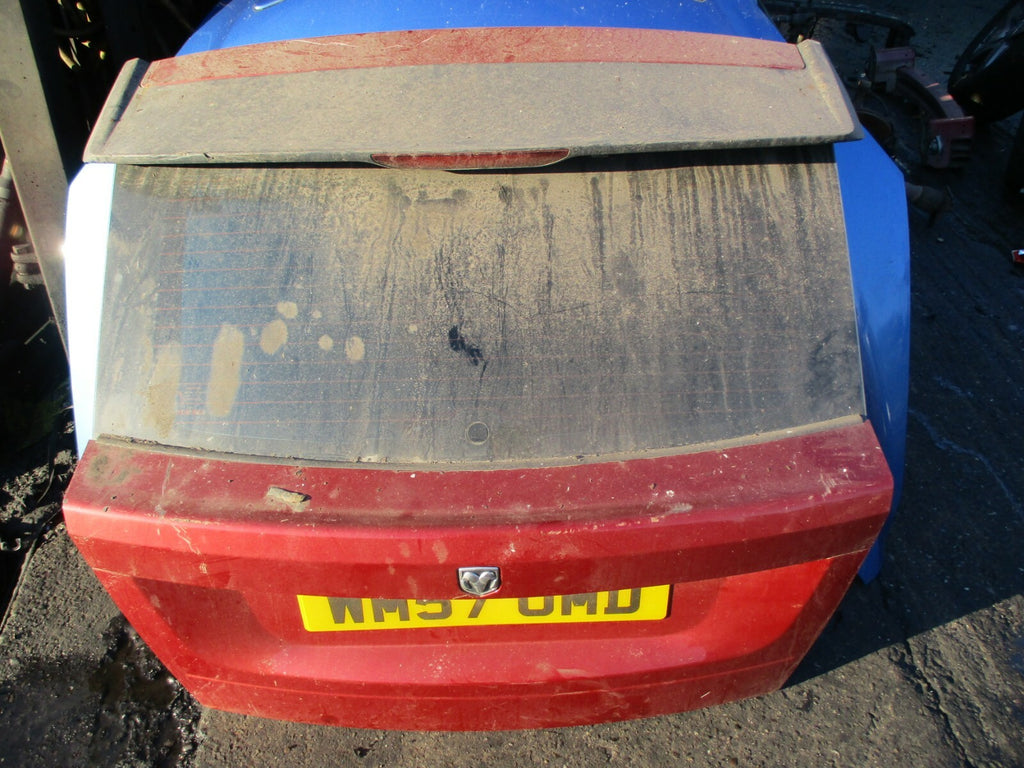 DODGE CALIBER 2008 COMPLETE REAR BOOT LID TAILGATE HATCH GLASS SPOILER IN RED