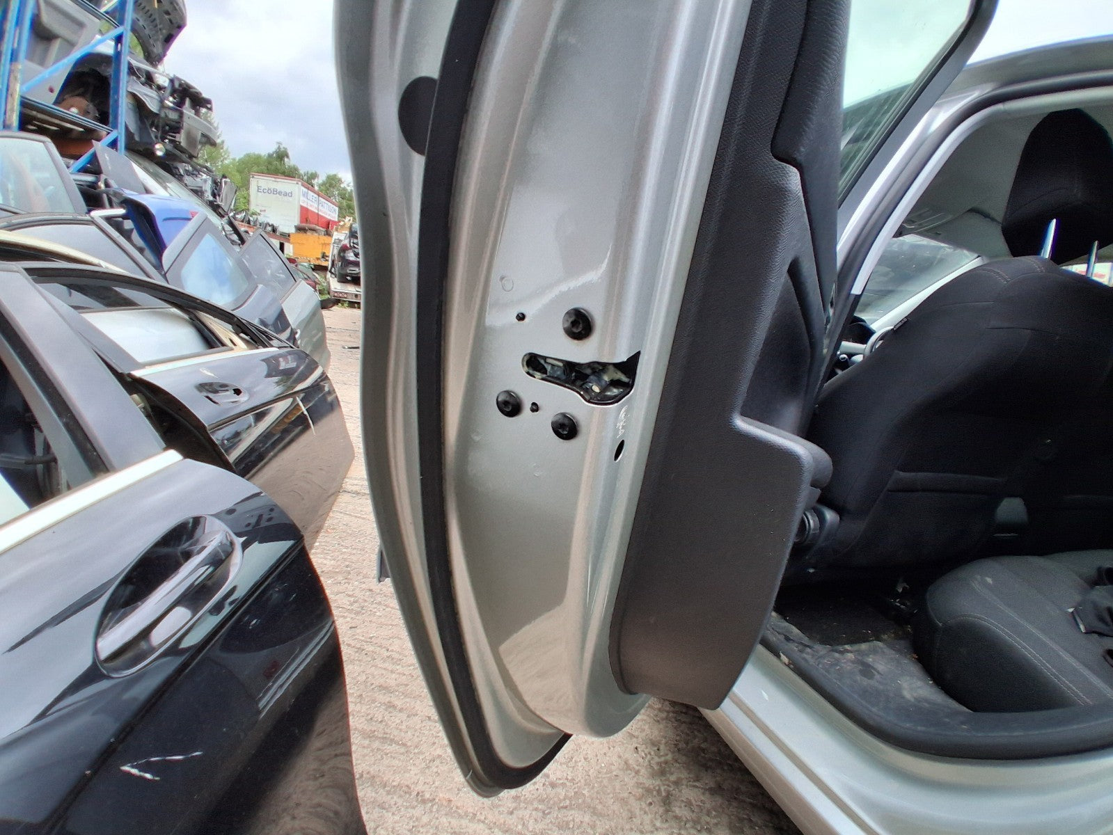 2014 PEUGEOT 308 MK2 NSF PASSENGER SIDE FRONT DOOR LOCK MECHANISM