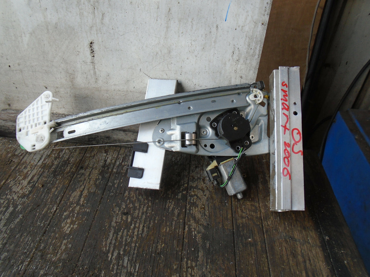 2006 SMART FORTWO OS DRIVER SIDE WINDOW MOTOR REGULATOR